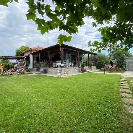 Beachfront Cottage Nea Triglia Exterior photo
