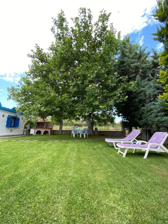 Beachfront Cottage Nea Triglia Exterior photo